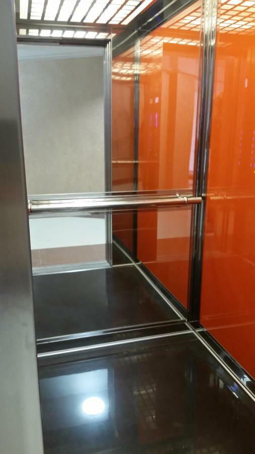 Kolonaki Domus Apartment Iasi Bagian luar foto