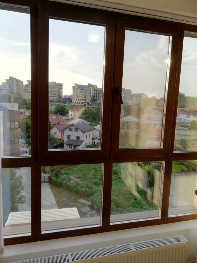 Kolonaki Domus Apartment Iasi Bagian luar foto