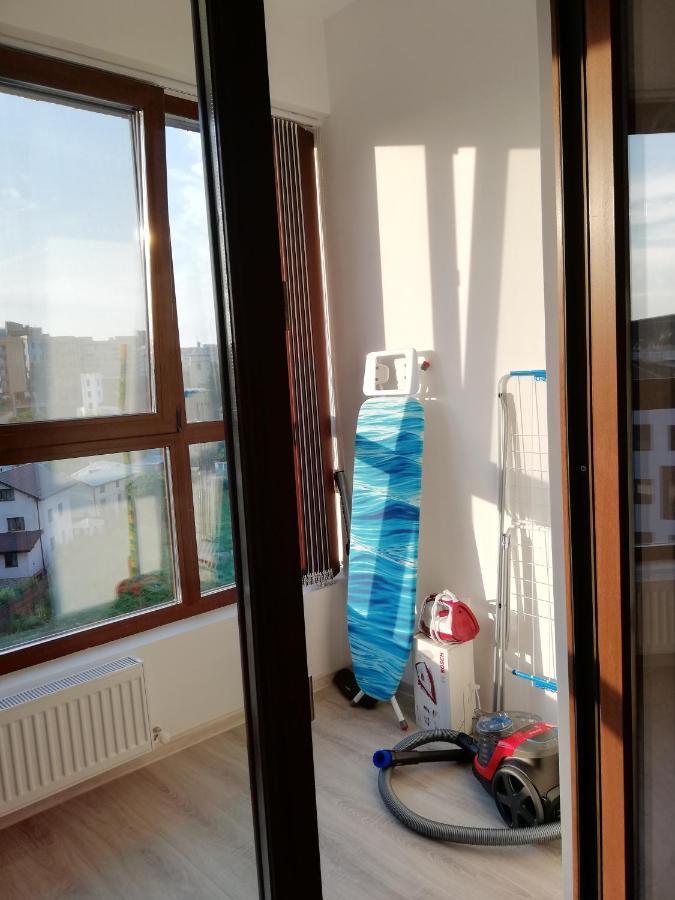 Kolonaki Domus Apartment Iasi Bagian luar foto